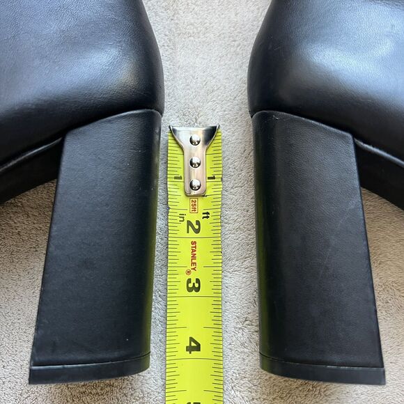 Steve Madden Lourde Black Leather Black Ankle Boot Bootie Square Toe Women 8 M - Picture 11 of 16